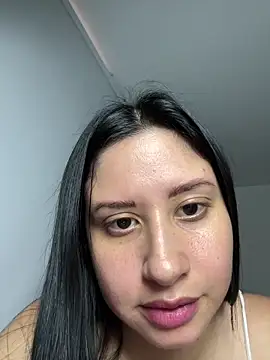 Snapshot of lucy_grey25 chatting on March 2026 07:31:01 PM lucy grey25 online show from March 2026 07:31:01 PM