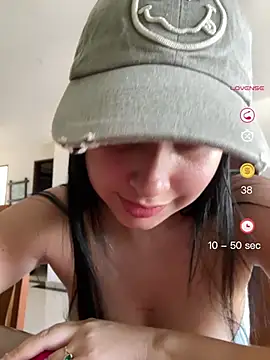 lucy grey25 online show from May 2026 03:06:02 PM