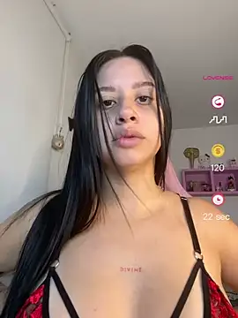 lucy grey25 online show from May 2026 04:12:02 PM