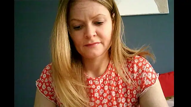 Snapshot of Ginger-bb chatting on March 2026 07:01:02 AM Ginger-bb online show from March 2026 07:01:02 AM