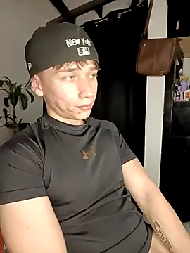 Logan sixxer online show from September 2025 03:51:01 AM