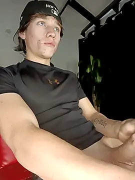 Snapshot of Logan_sixxer chatting on February 2026 08:56:02 PM Logan sixxer online show from February 2026 08:56:02 PM