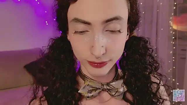 Queen of tease online show from May 2026 12:18:01 AM