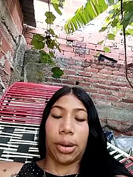 Snapshot of Rous-squir chatting on September 2025 01:04:01 PM Rous-squir online show from September 2025 01:04:01 PM