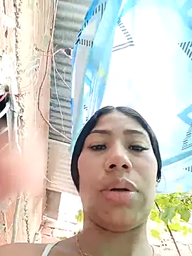 Snapshot of Rous-squir chatting on October 2025 12:35:01 PM Rous-squir online show from October 2025 12:35:01 PM