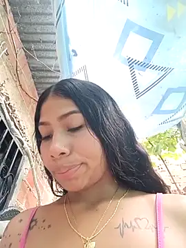 Snapshot of Rous-squir chatting on October 2025 12:41:02 PM Rous-squir online show from October 2025 12:41:02 PM