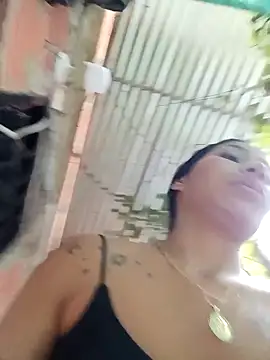 Snapshot of Rous-squir chatting on October 2025 12:41:02 PM Rous-squir online show from October 2025 12:41:02 PM