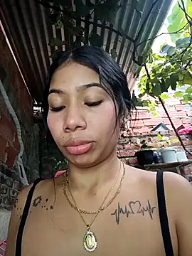 Snapshot of Rous-squir chatting on November 2025 12:39:02 PM Rous-squir online show from November 2025 12:39:02 PM