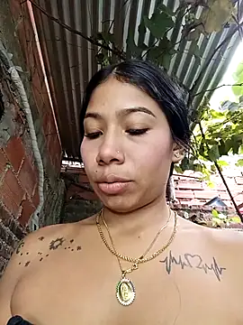 Snapshot of Rous-squir chatting on November 2025 12:38:01 PM Rous-squir online show from November 2025 12:38:01 PM