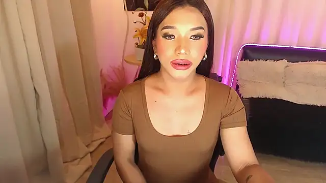 Snapshot of Ubanescka chatting on October 2025 07:48:01 PM Ubanescka online show from October 2025 07:48:01 PM