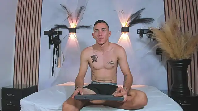 PeterBowel online show from October 2025 04:16:01 PM