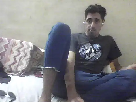 Snapshot of fleky chatting on April 2026 11:10:01 PM fleky online show from April 2026 11:10:01 PM