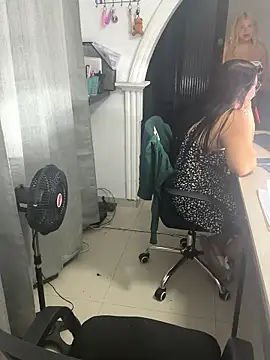 lilith cut3 online show from January 2026 09:30:02 PM