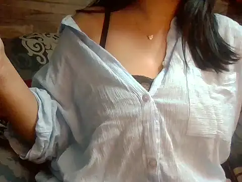 sassylisa online show from May 2026 09:00:01 PM