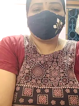 lathikaqueentamil online show from October 2025 05:00:01 PM