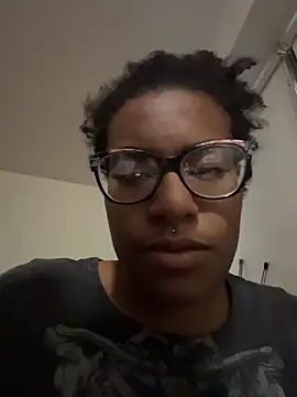 Snapshot of Tu_GataLinda chatting on November 2025 07:47:01 PM Tu GataLinda online show from November 2025 07:47:01 PM