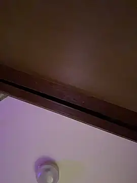 Snapshot of Tu_GataLinda chatting on November 2025 05:29:02 AM Tu GataLinda online show from November 2025 05:29:02 AM