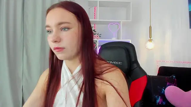 Snapshot of NoraHaynes chatting on October 2025 03:06:02 AM NoraHaynes online show from October 2025 03:06:02 AM