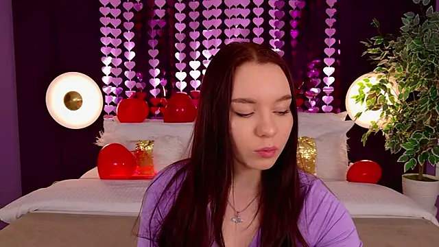 NoraHaynes online show from February 2026 03:10:01 AM