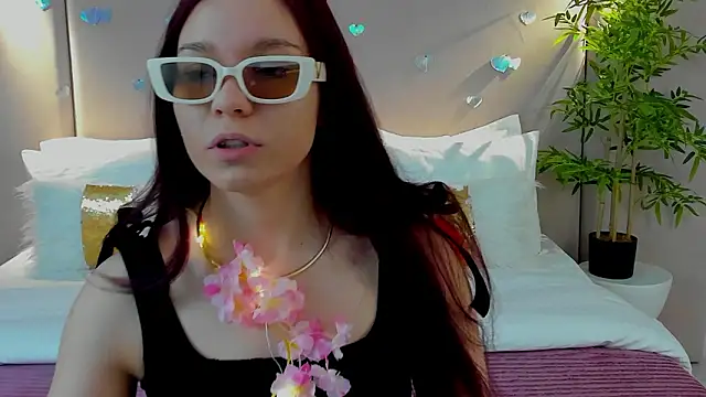 Snapshot of NoraHaynes chatting on February 2026 03:13:01 AM NoraHaynes online show from February 2026 03:13:01 AM