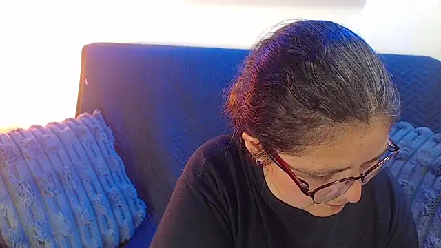 Linda banks  online show from December 2025 01:46:02 AM