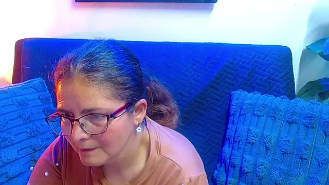 Linda banks  online show from May 2026 01:03:01 AM