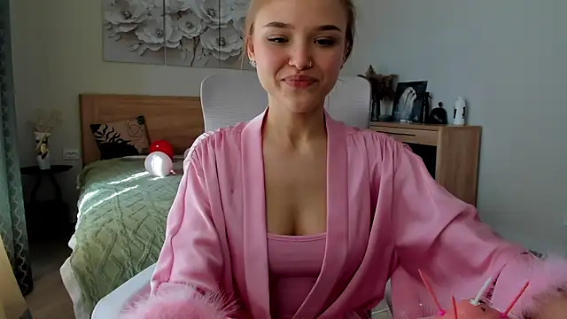flooora 0 online show from May 2026 01:25:02 AM