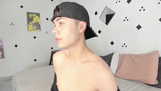 crushnier1 online show from September 2025 05:23:01 PM