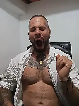 Matheus Blaze online show from November 2025 01:40:01 AM