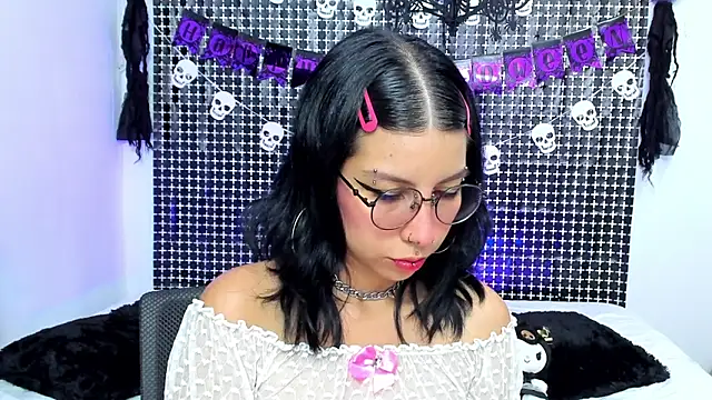 Rose 72 online show from October 2025 10:20:02 PM