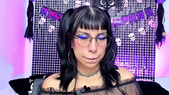 Rose 72 online show from October 2025 07:58:02 PM