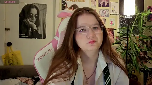 Sienna-Cow online show from October 2025 12:56:01 PM