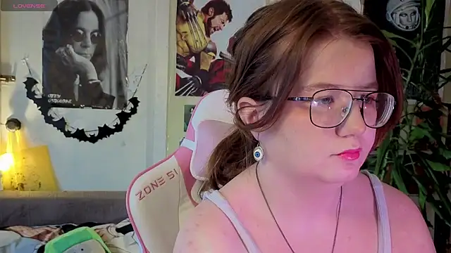 Sienna-Cow online show from November 2025 09:10:01 AM