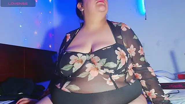 Julieta Big online show from April 2026 11:09:02 PM