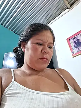 hotmom33 online show from November 2025 11:11:01 AM