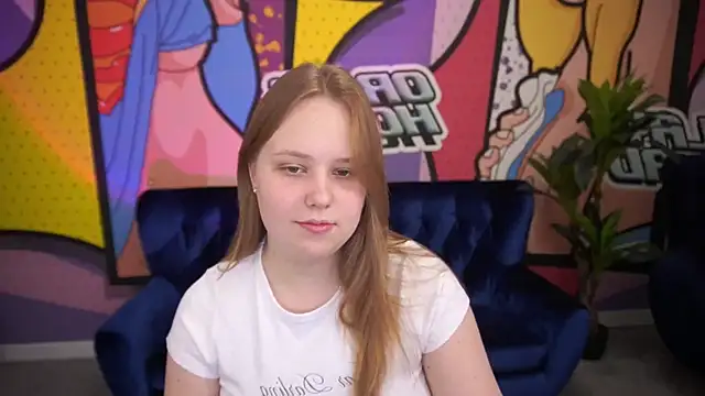 Snapshot of CrystallPaws chatting on October 2025 08:11:02 PM CrystallPaws online show from October 2025 08:11:02 PM