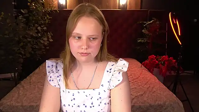 CrystallPaws online show from June 2026 05:41:01 AM