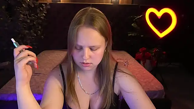 CrystallPaws online show from June 2026 05:43:02 AM