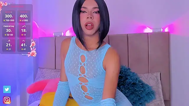 Snapshot of beauty_doll1 chatting on March 2026 12:07:01 PM beauty doll1 online show from March 2026 12:07:01 PM