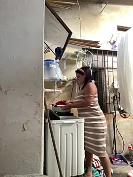 Alina0 online show from December 2025 08:06:01 PM