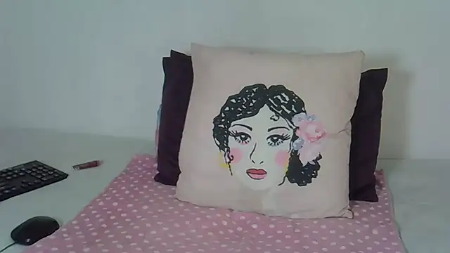 Snapshot of HotSexxy12 chatting on October 2025 08:09:02 PM HotSexxy12 online show from October 2025 08:09:02 PM