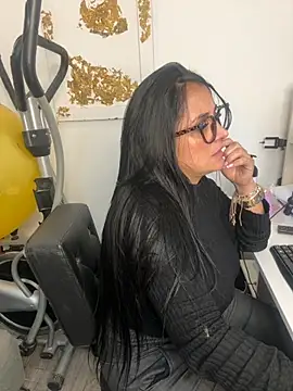 Snapshot of hotadhara01 chatting on October 2025 02:35:01 AM hotadhara01 online show from October 2025 02:35:01 AM