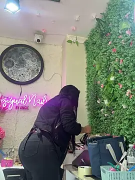 hotadhara01 online show from February 2026 06:03:01 PM