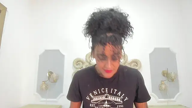 OnlyGia online show from January 2026 10:35:02 PM