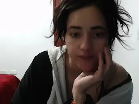 Snapshot of annie_clark2 chatting on January 2025 01:31:02 AM annie clark2 online show from January 2025 01:31:02 AM