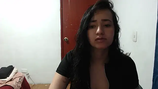 Snapshot of annie_clark2 chatting on March 2025 08:10:02 PM annie clark2 online show from March 2025 08:10:02 PM