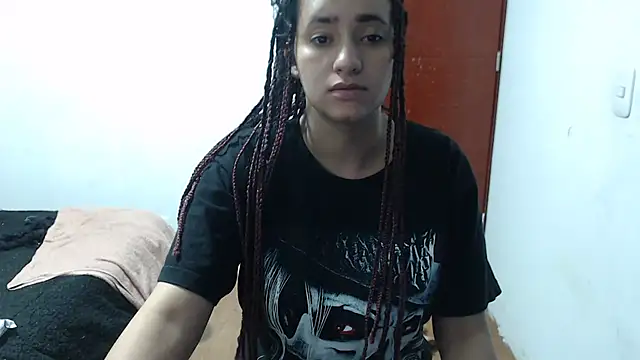 Snapshot of annie_clark2 chatting on March 2025 01:13:01 AM annie clark2 online show from March 2025 01:13:01 AM