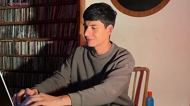 jim dj online show from October 2025 10:11:01 PM