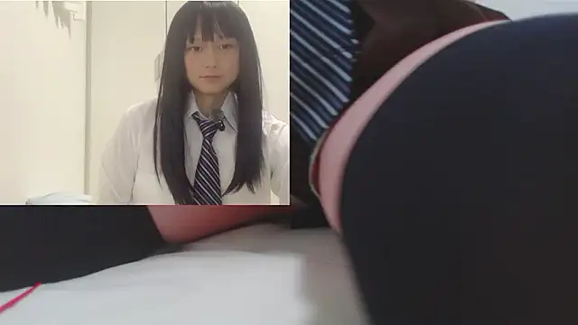 Snapshot of Mia032 chatting on October 2025 02:29:01 PM Mia032 online show from October 2025 02:29:01 PM