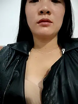 asian 2k online show from November 2025 09:52:01 PM